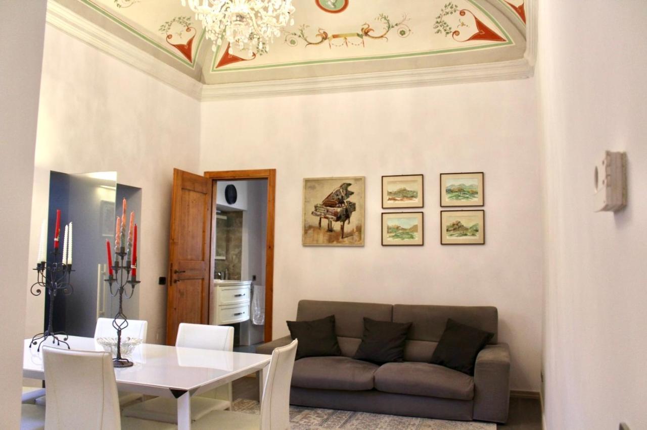 B&B Fermo - “Antica Dimora” Esclusivo Appartamento(100MQ) - Bed and Breakfast Fermo