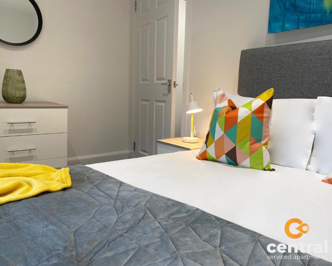 Rosefield by CENTRAL SERVICED APARTMENTS - Modern 1 Bedroom - FREE Street Parking - Close to University of Dundee - Weekly-Monthly Stay Offers - Wi-Fi - Student Relocation or Temporary Stay Favourite - Chambres d'hôtes Dundee