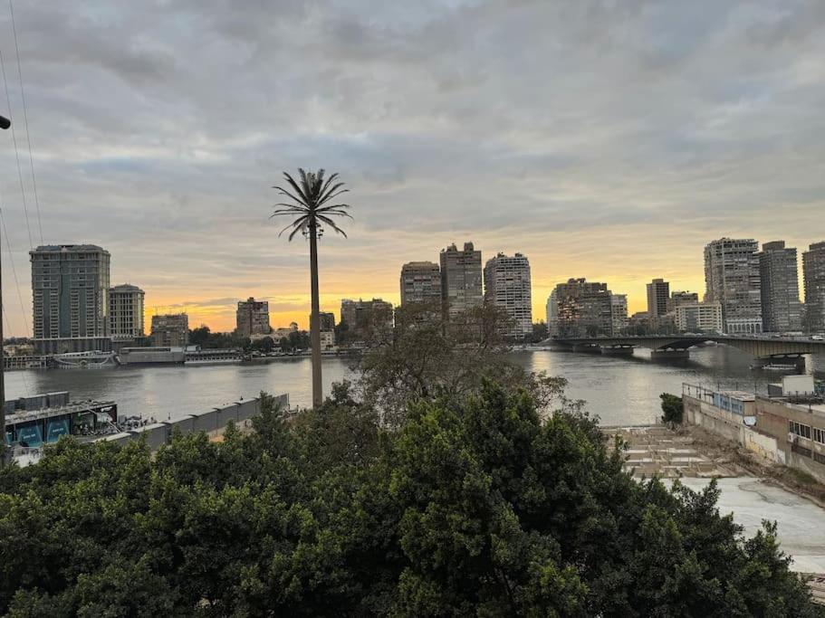 Nile Emerald - Central 1 BDR - B&B