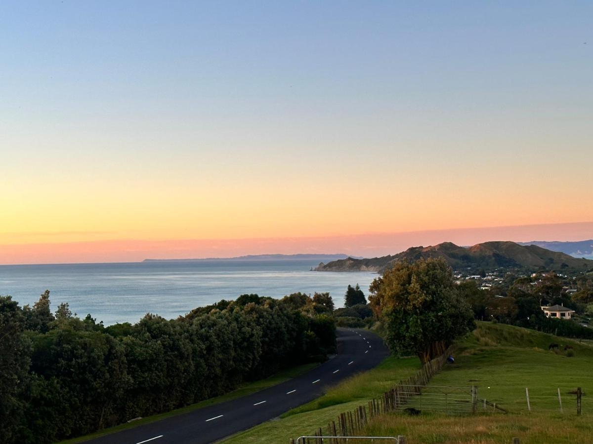 B&B Gisborne - Ocean + Country - Wainui Beach - Bed and Breakfast Gisborne