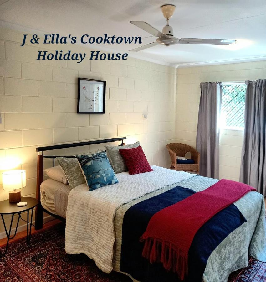B&B Cooktown - J & Ella's Holiday House - 1 Bedroom, 1 Bathroom Stays - Bed and Breakfast Cooktown