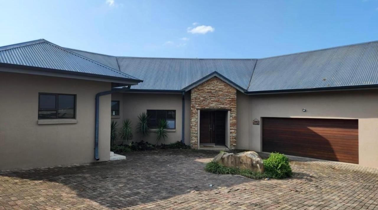 B&B Nelspruit - Luxury@Groendal close - Bed and Breakfast Nelspruit