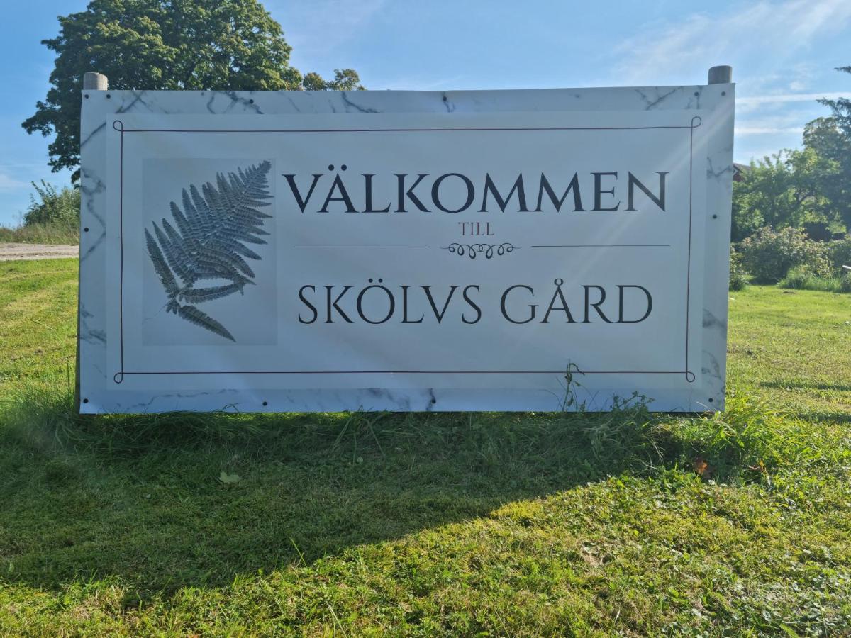 Skölvs Gård - B&B