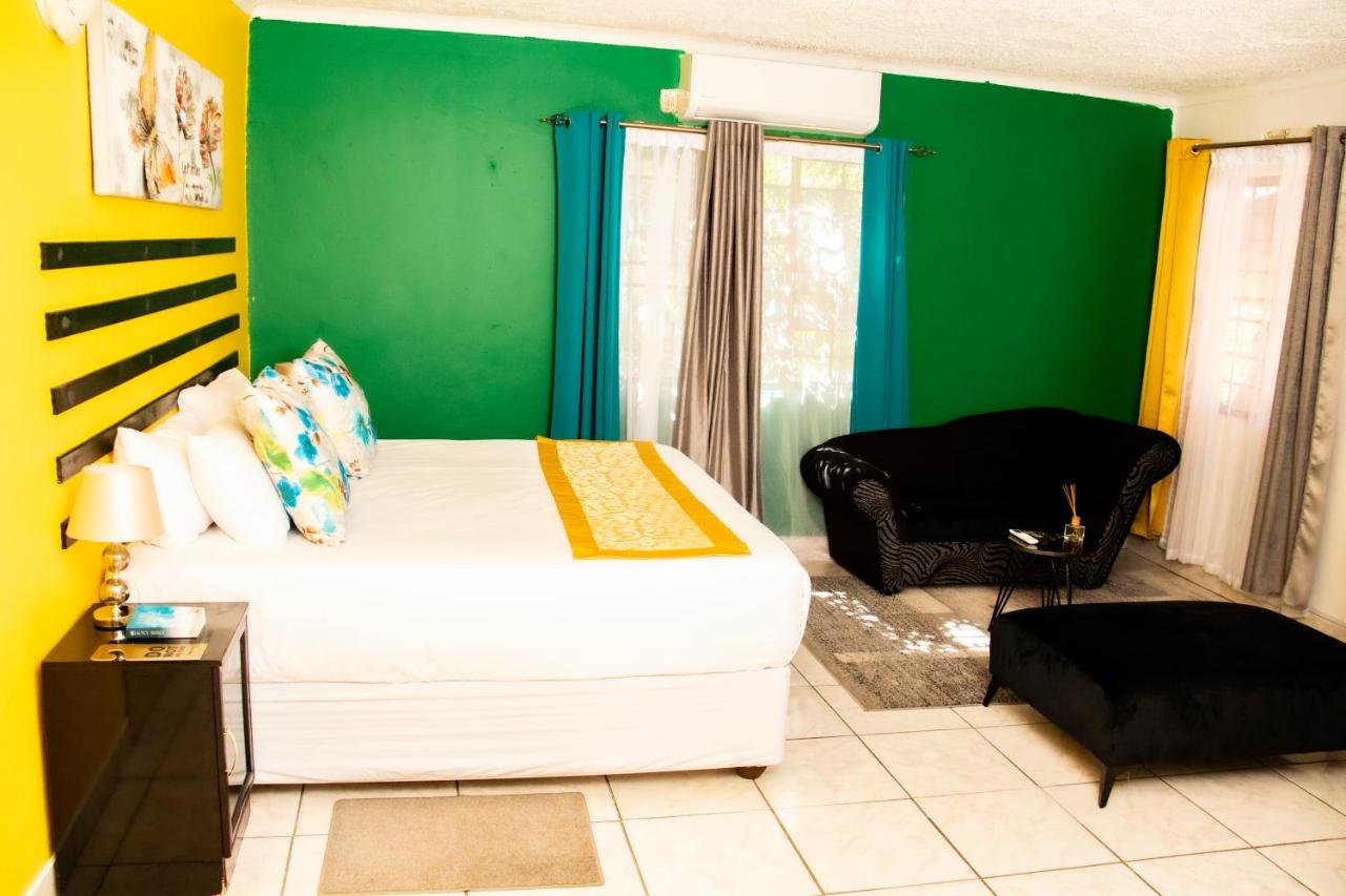Deluxe Zimmer mit Kingsize-Bett