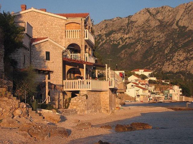Apartments Ivica Mateljak - Bed and Breakfast
