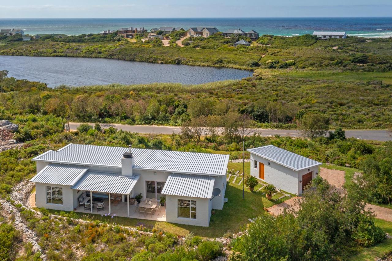 B&B Betty’s Bay - The Boat House - Bed and Breakfast Betty’s Bay