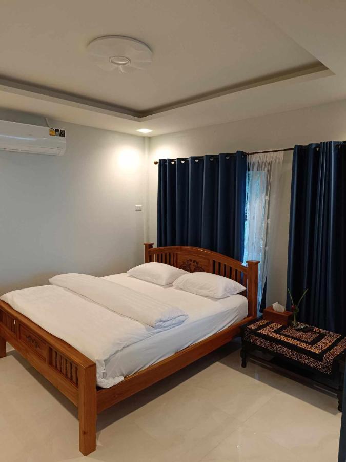 บ้านระเบียงเลหลังสวน room A - B&B