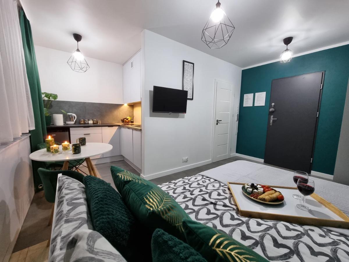 13 Kawalerka Szmaragdowa - B&B
