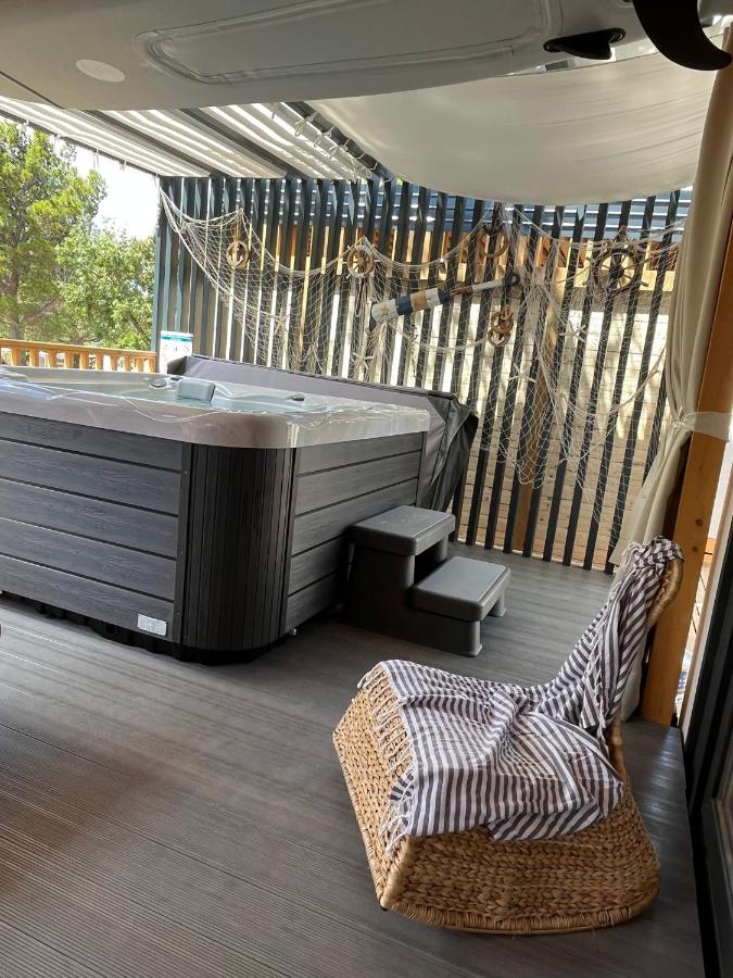 Nikodom Mobile Home - B&B