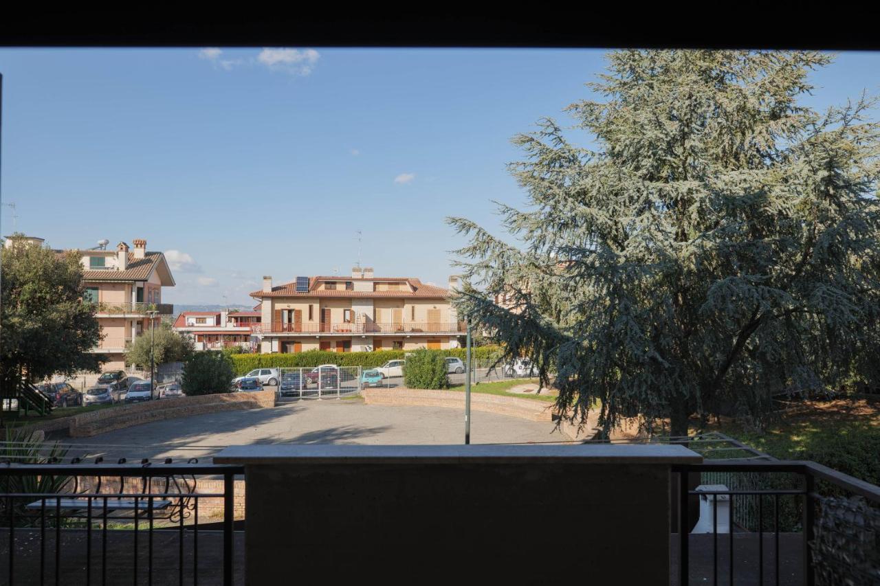 Casa Ghandi vicino a Roma con Box Auto e Wi-Fi - Bed and Breakfast