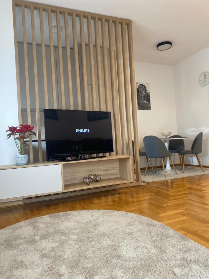 Apartman Kole Centar - Ferienwohnung Trebinje
