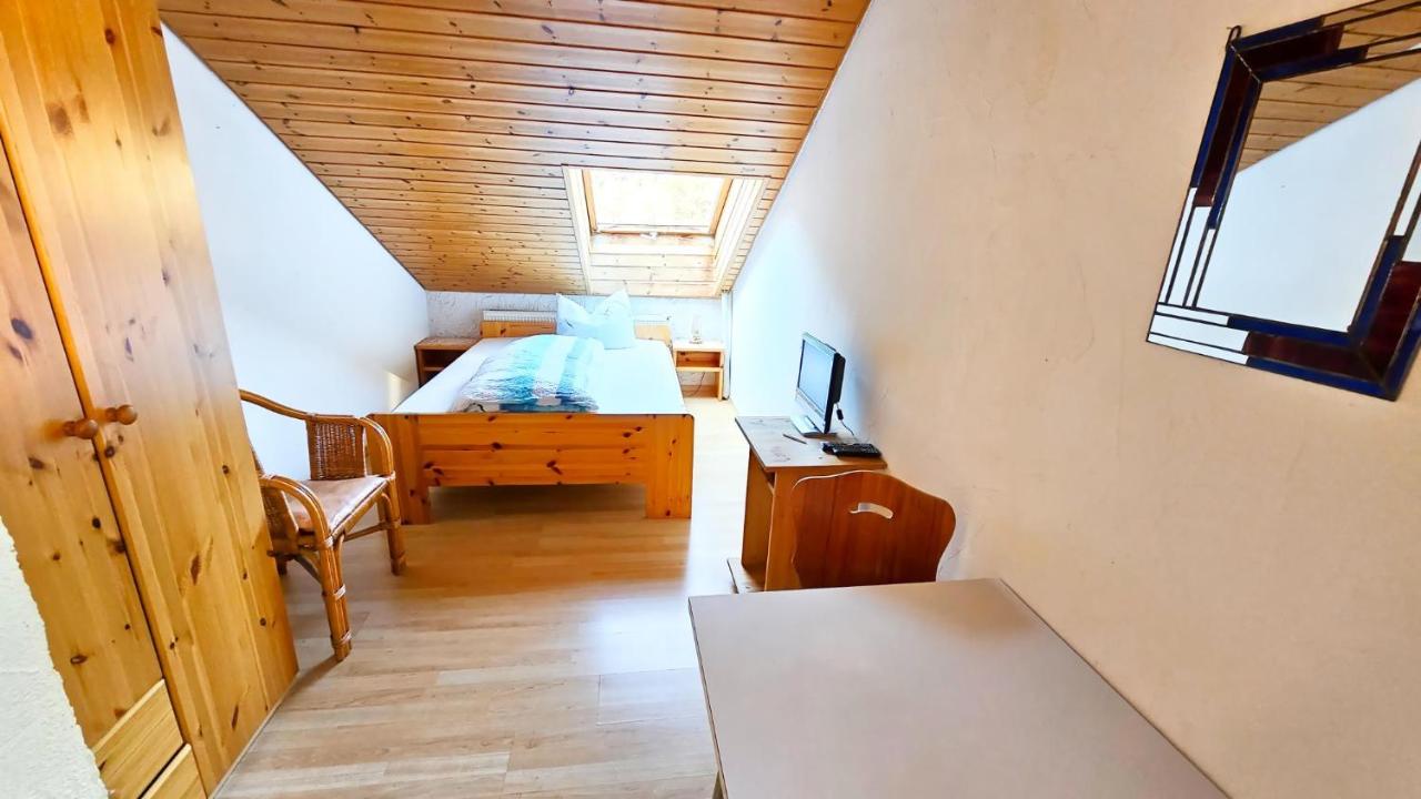 Doppelzimmer Schwarzwaldharmonie mit gem. Küche - B&B