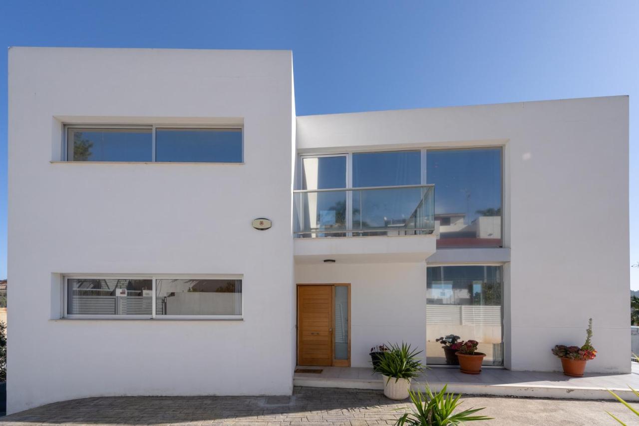 Descubre Villa Oasis - Confort, diseño y naturaleza a un paso de Valencia - B&B