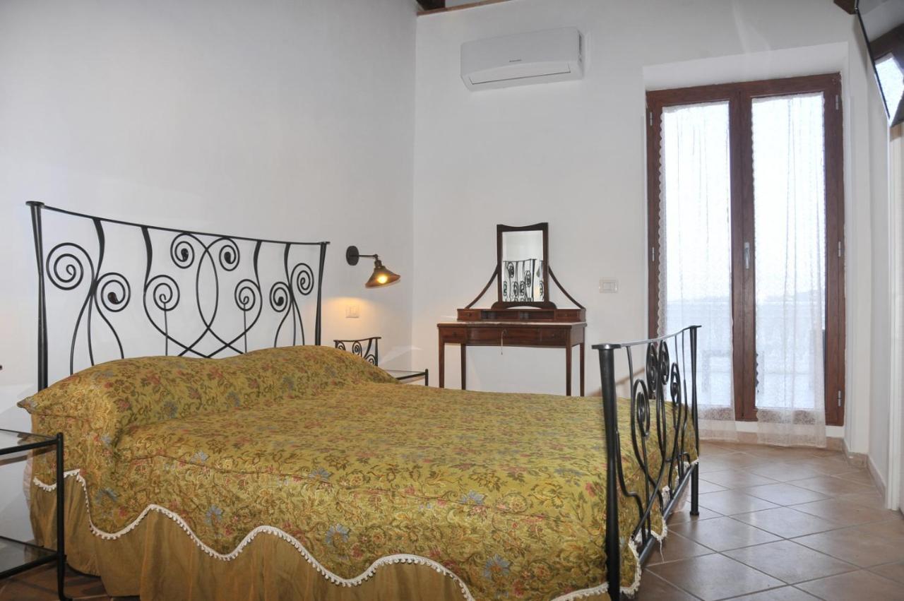 Double Room with Balcony and Sea View