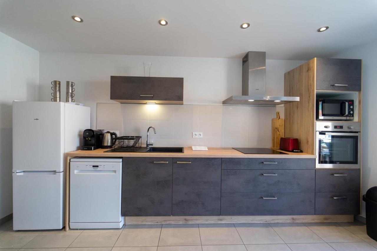 Le Roc du Cygne charmant appartement 4 personnes à deux pas du lac - B&B Duingt