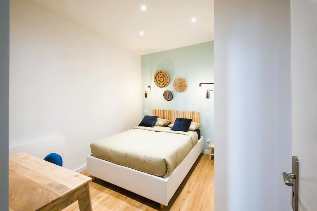 Spacious T2 Near the Halles and the Harbour - Bed and Breakfast Toulon