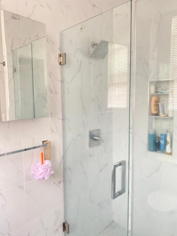 Triple Room with Shared Bathroom