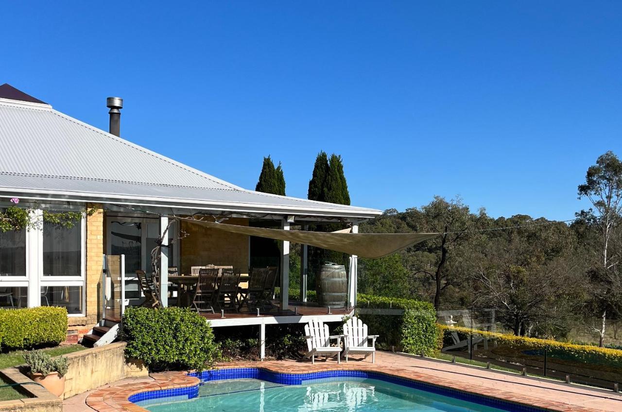 Milla's Vineyard Estate - Bed and Breakfast
