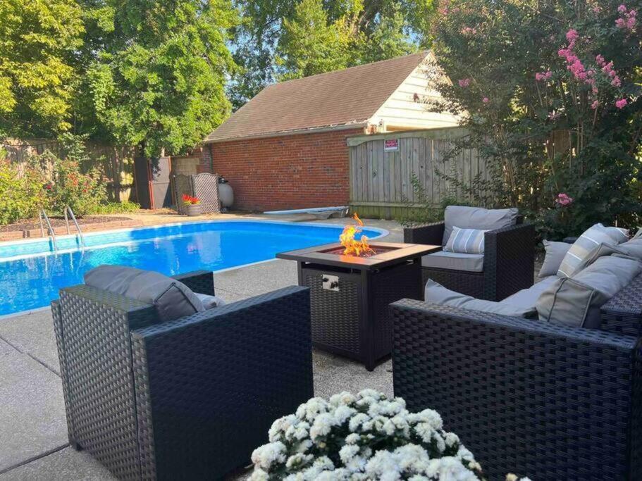 Blue Moon Cottage - Music Room, Inground Pool - Ferienwohnung