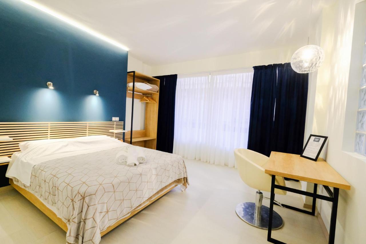 B&B Komotini - PARASIOU STUDIOS 103 διαμερίσματα στο κέντρο της πόλης - Bed and Breakfast Komotini