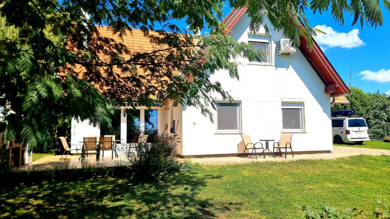 Villa Prima Wellness Badacsony - Ferienwohnung Badacsonytomaj