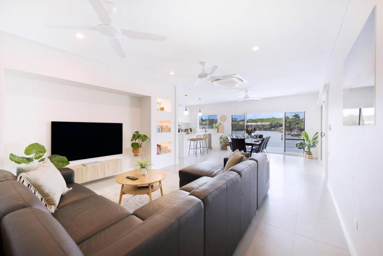 'Infinity's Edge' Darwin Luxury Waterfront Oasis - B&B