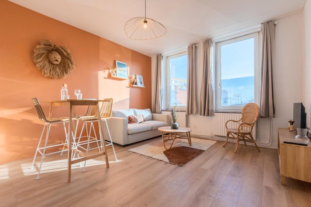 Hypercentre - private parking, metro + train 100m - Ferienwohnung