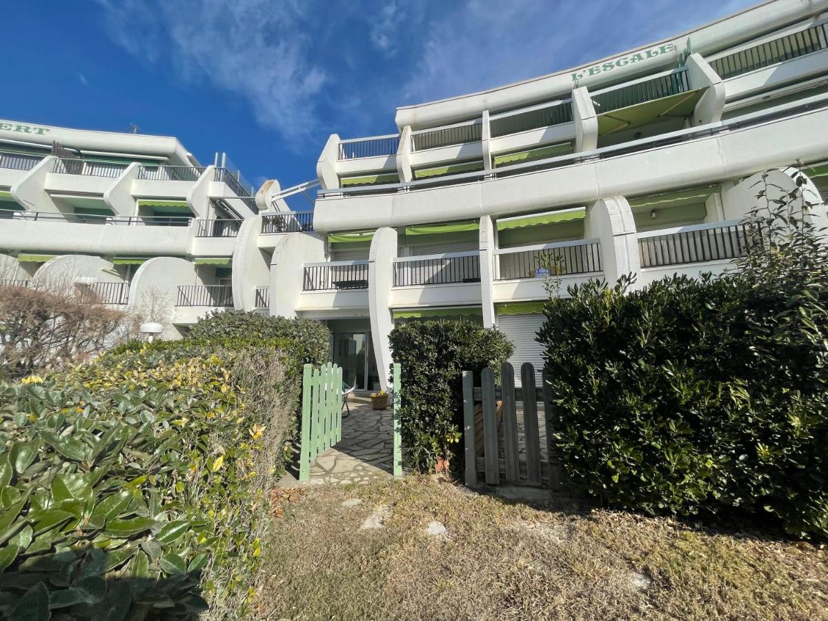 PGH N26 - Première Ligne, Jardin et Parking Privé - B&B