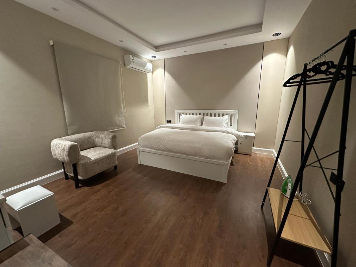 Riyadh Cozy Stylish One-Bedroom Apartment - B&B