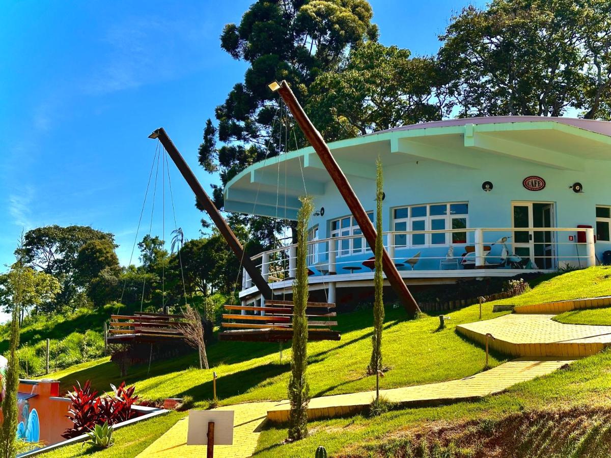 Carroça Colorado, Vila Mágica - B&B