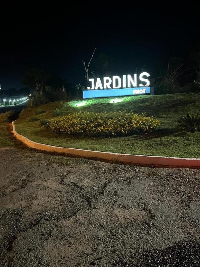 Casa Condomínio Jardins da Lagoa - B&B Caldas Novas