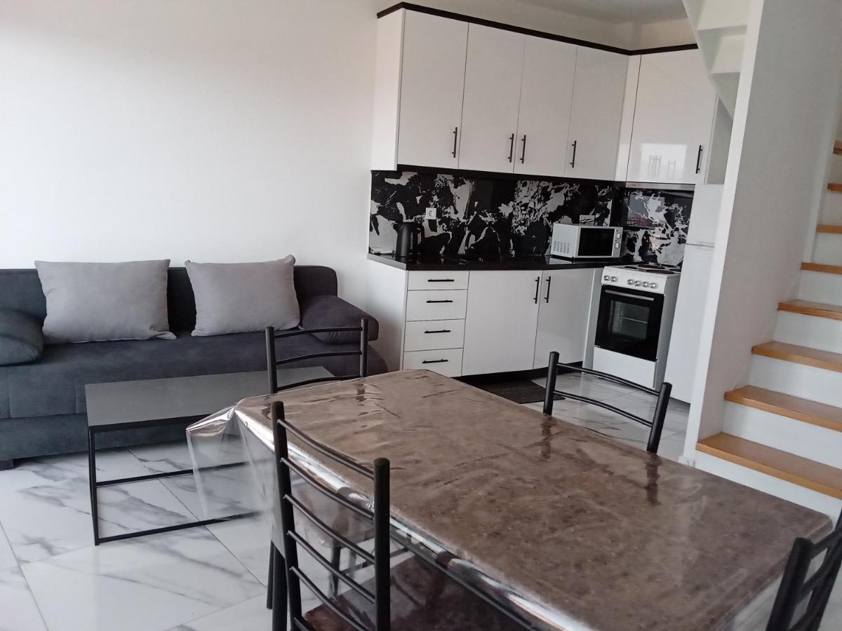 Petros house 3 - Bed and Breakfast