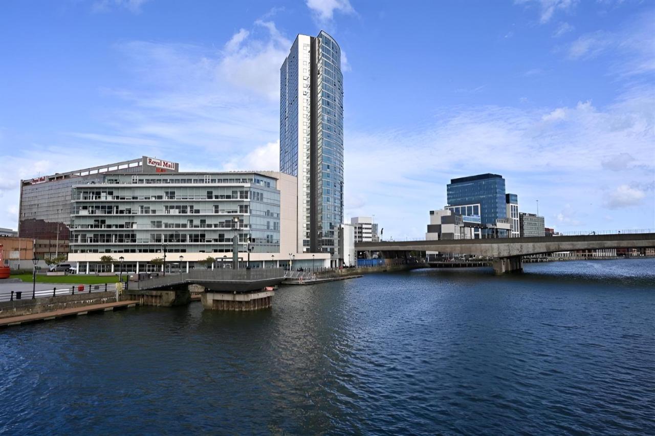Riverside Belfast - Bed and Breakfast