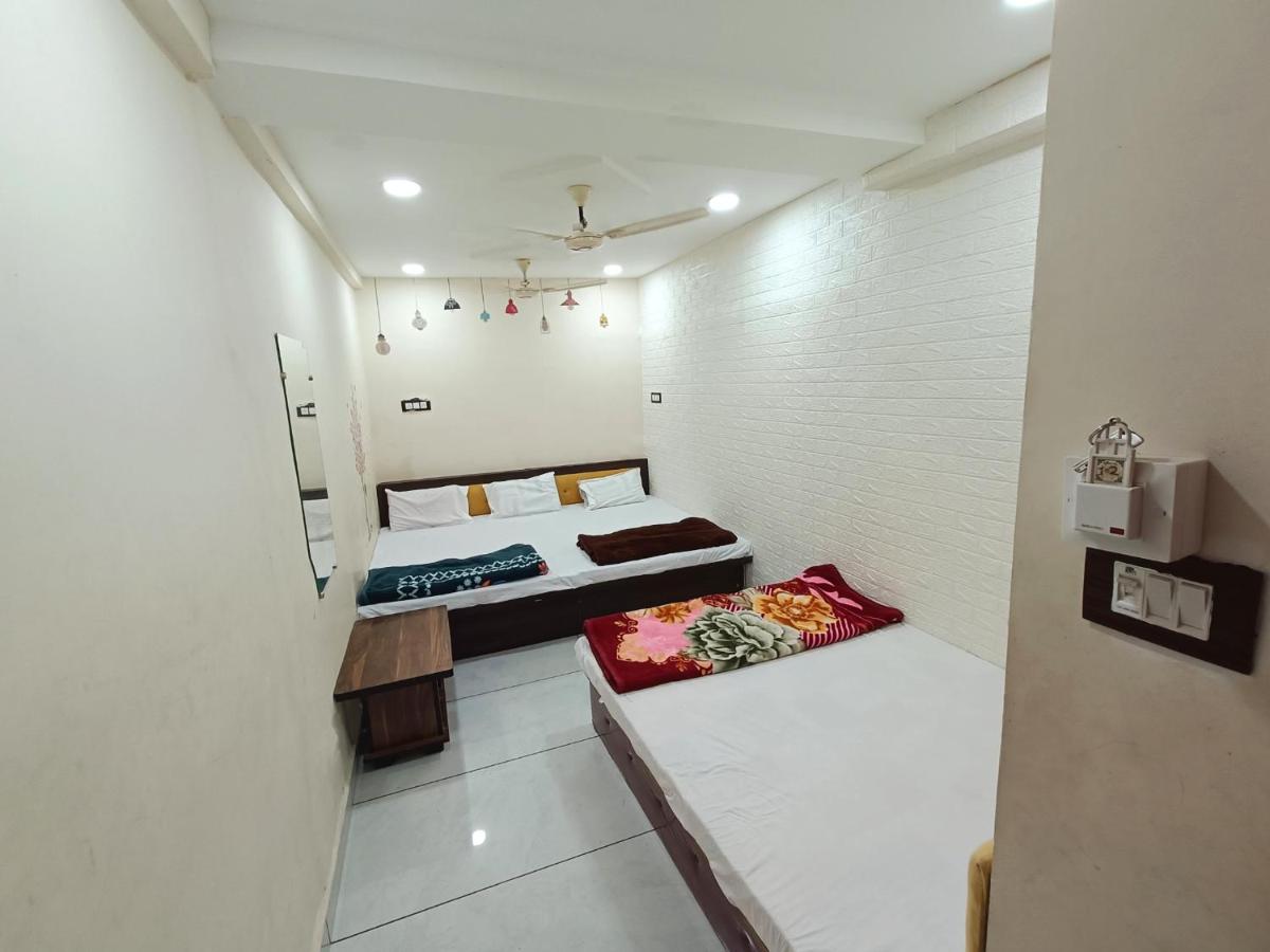 B&B Ujjain - Hotel ST INN - Bed and Breakfast Ujjain