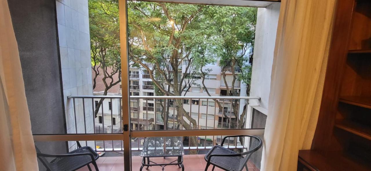 apto 1 dorm sobre Ellauri - Bed and Breakfast Montevideo