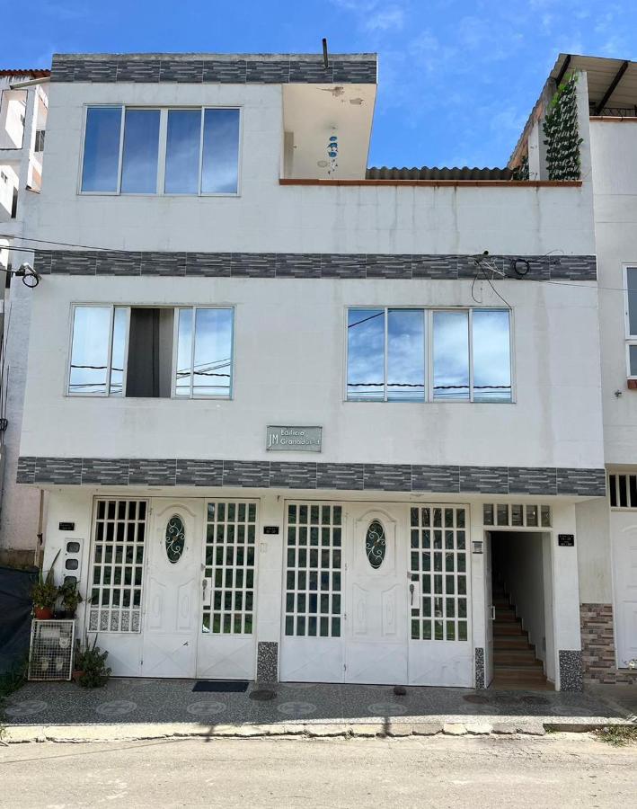 Apartahotel La Terraza - San Gil - B&B