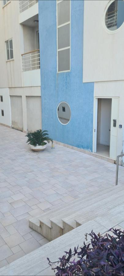 Mellieha Bay 3 Bedroom Apartment ''Coastal Comfort'' - Chambres d’hôtes