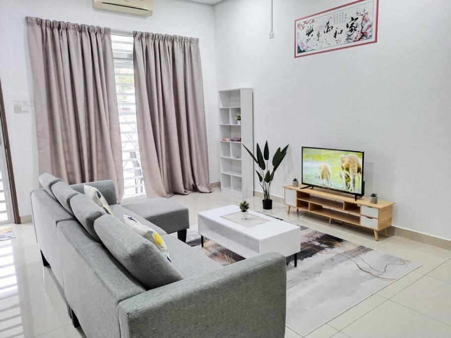 1793 Kepayang S2 # U Homestay - Chambres d’hôtes