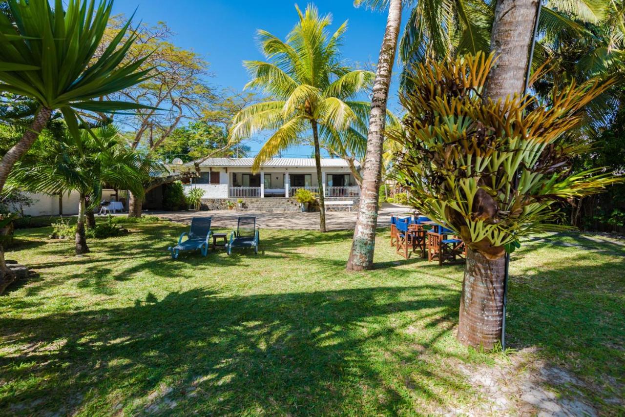 Quaint 4-bedroom Beach Villa in a fishing village - Chambres d’hôtes