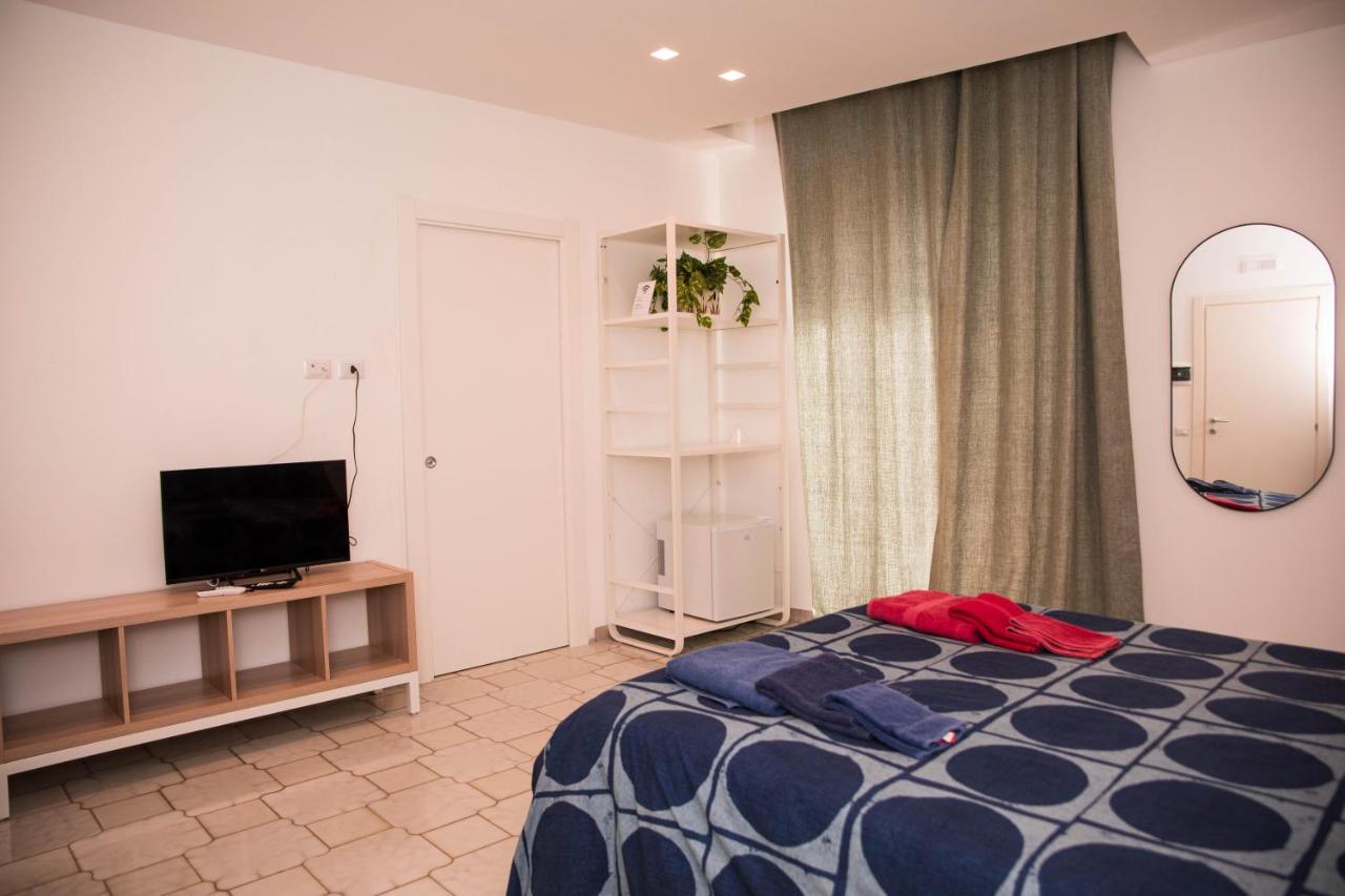 Large Double or Twin Room