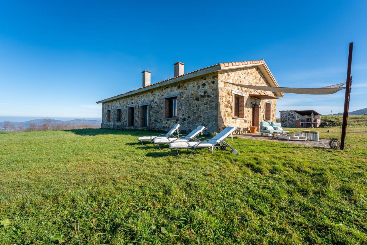 Casona Alto Sarracin - Bed and Breakfast