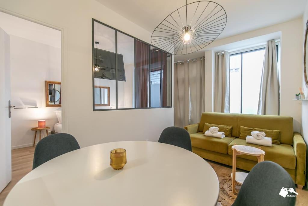 MBA - Splendide Appart - Gambey 1 - Proche République - Chambres d’hôtes Paris