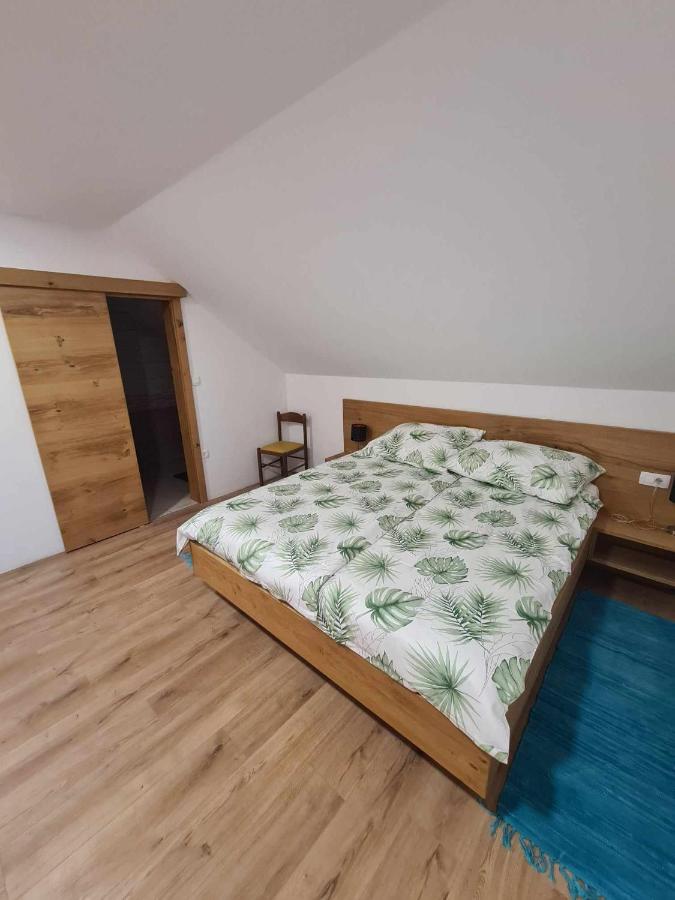 Basic Triple Room