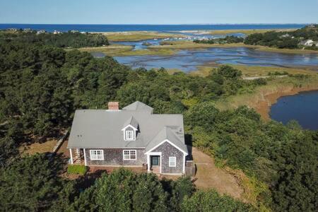 Beautiful Water Views Dogs Welcome - B&B