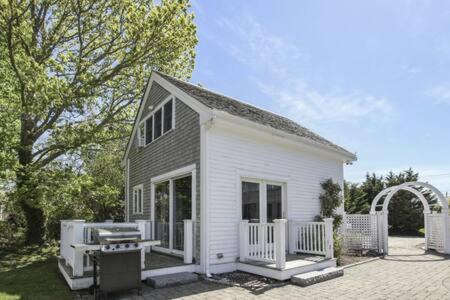 B&B Eastham - Cute Cottage Living by the Sea - Bed and Breakfast Eastham