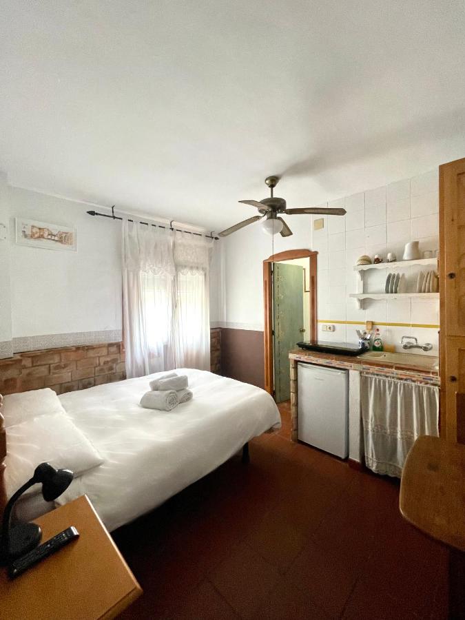 Habitación con baño y cocina privados en Albaicin - B&B Granada