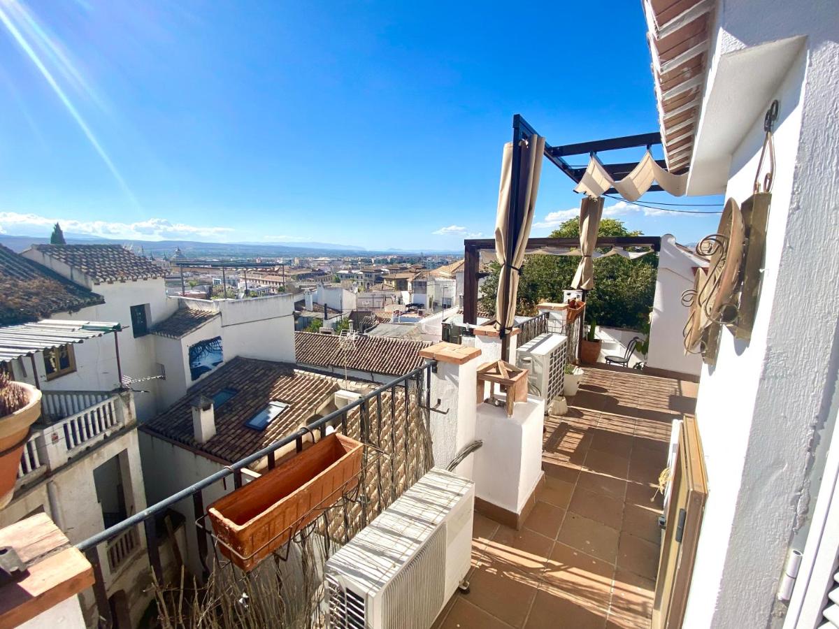 Habitación cama de matrimonio con baño privado - B&B Granada