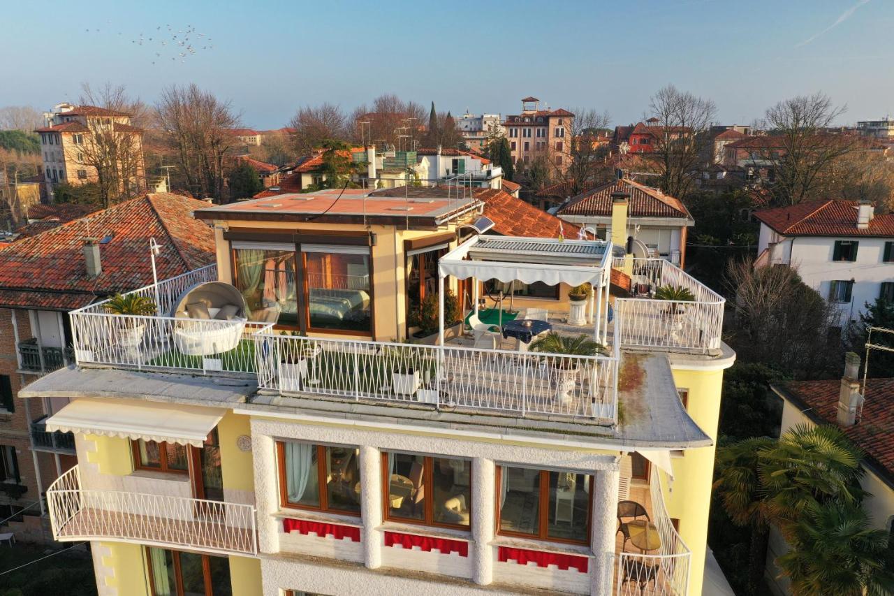 Appartamento con Balcone e Vista Laguna 