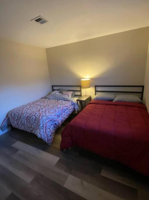 condo in downtown free parking 4 mins frm Freemont - B&B