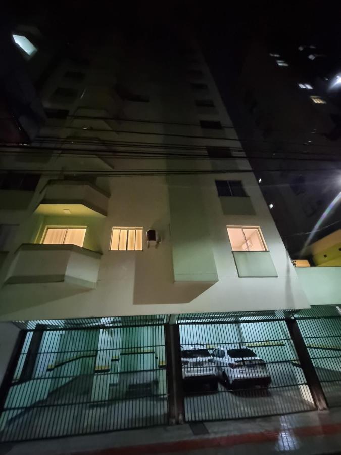Luxo quadra mar Balneario - B&B